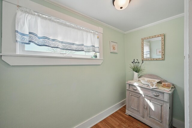 30 Pine St, Thomaston, ME 04861 - interior space featuring wood finished floors, ornamental molding, and baseboards