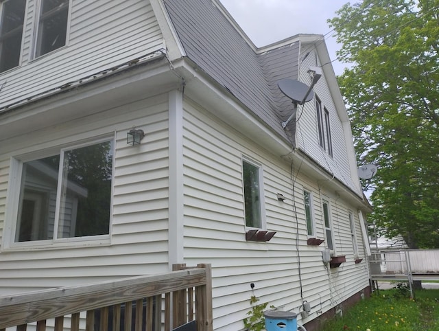 105 Broadway, Baileyville, ME 04694 - view of side of home