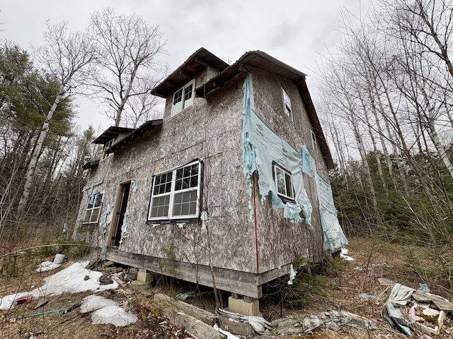 view of home's exterior
