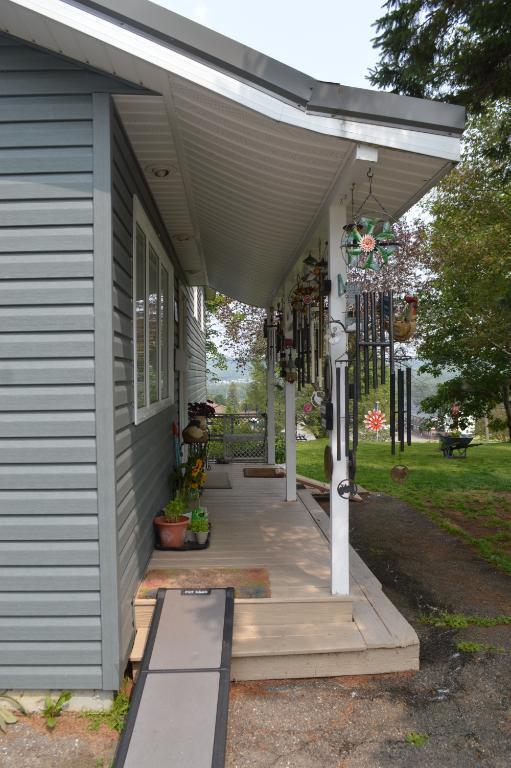 view of patio / terrace with a porch