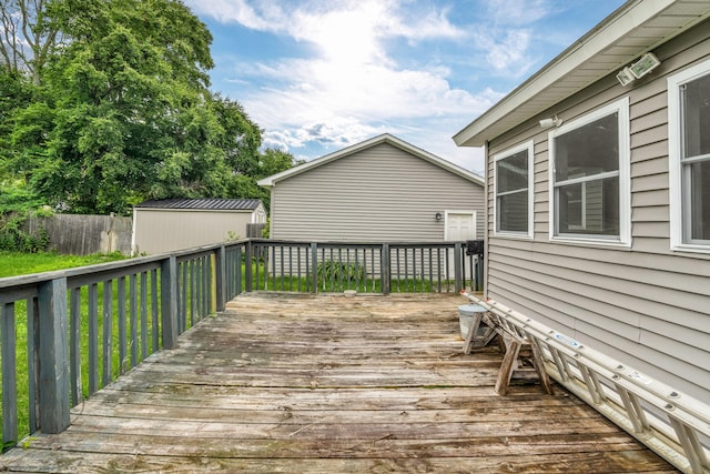 102 New Hampshire St, Millinocket, ME 04462 - deck with a shed