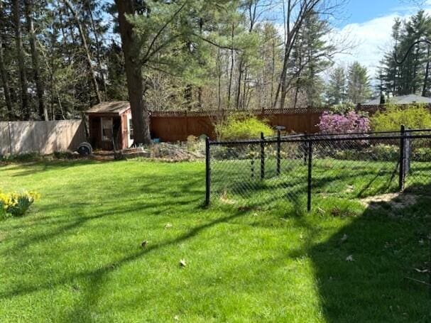 9 Cherry Hill Dr, Waterville, ME 04901 - view of yard