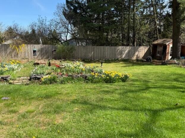 9 Cherry Hill Dr, Waterville, ME 04901 - view of yard