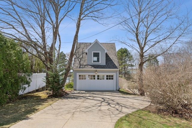 168 Ocean Ave, Kennebunkport, ME 04046 - detached garage featuring fence