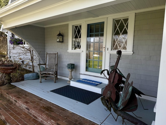 168 Ocean Ave, Kennebunkport, ME 04046 - exterior space with covered porch
