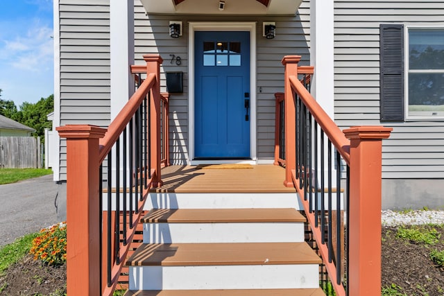view of exterior entry