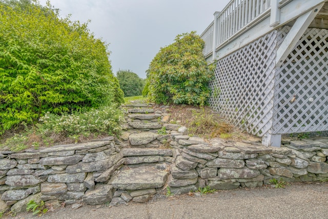 6 Seaside Dr, Belfast, ME 04915 - view of yard