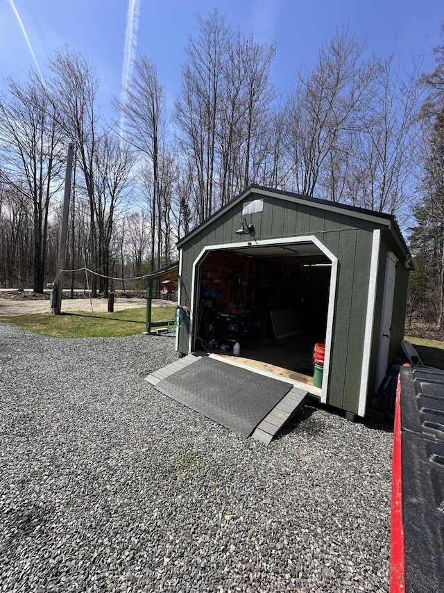 view of detached garage