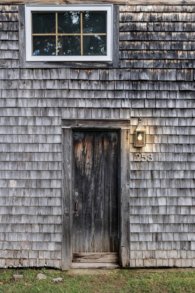 258 River Rd, Eliot, ME 03903 - view of details