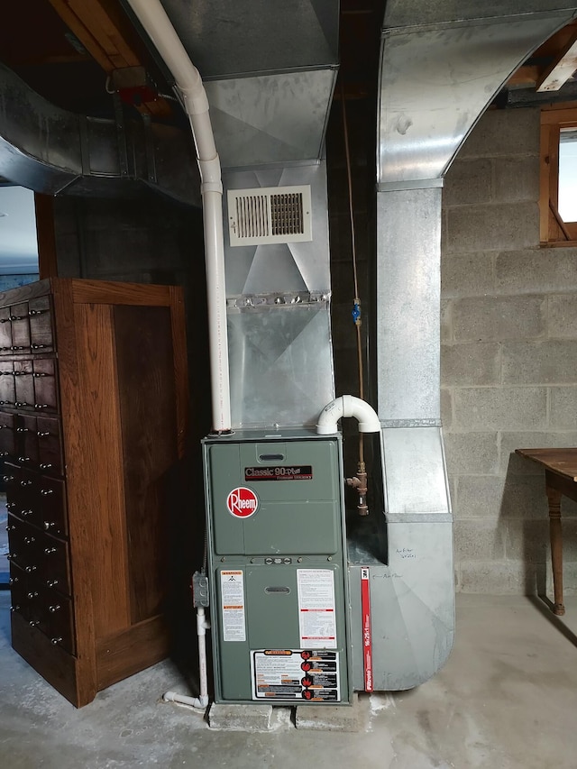 372 Pine Springs Rd, Shapleigh, ME 04076 - utility room with heating unit