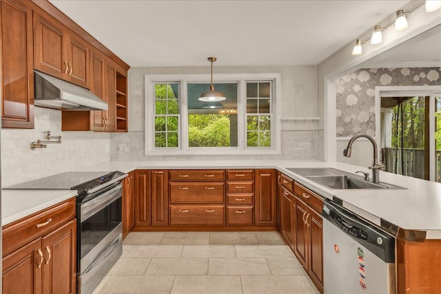 17 Fenton Way, Bangor, ME 04401 - kitchen with appliances with stainless steel finishes, under cabinet range hood, a peninsula, a sink, and light countertops