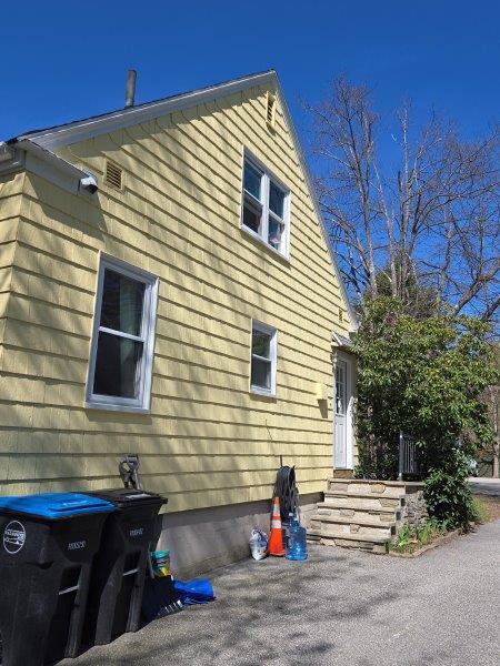 9 Allen Avenue Ext, Falmouth, ME 04105 - view of side of property