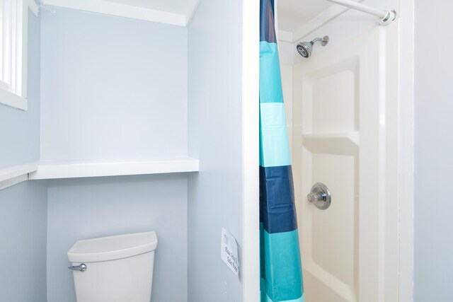 7 Bay Ave Unit 2, Old Orchard Beach, ME 04064 - full bath featuring a shower with curtain and toilet