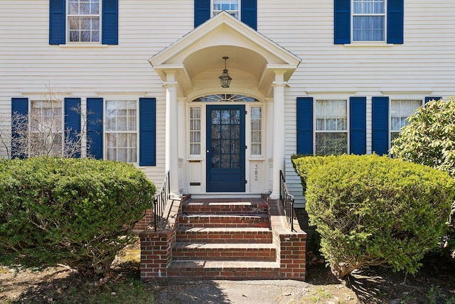 382 College St, Lewiston, ME 04240 - view of property entrance