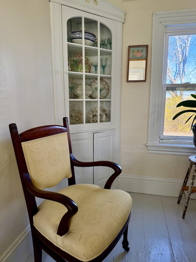 7 Mountain St, Vinalhaven, ME 04863 - living area with healthy amount of natural light and baseboards