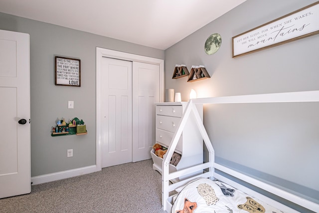 playroom featuring carpet flooring and baseboards
