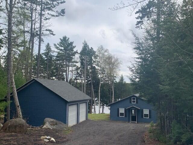 view of detached garage