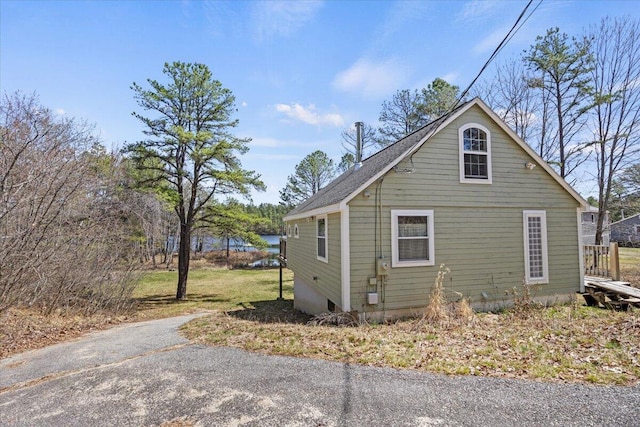 view of side of property