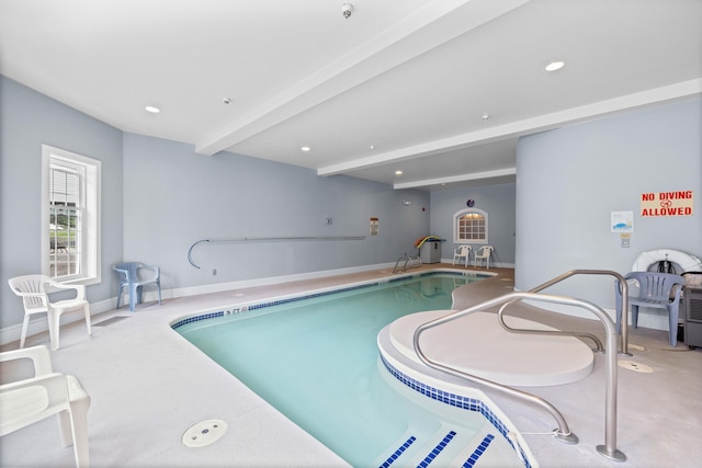 view of swimming pool
