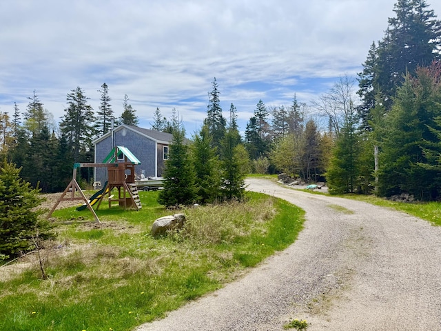 8 Berry Ln, Vinalhaven, ME 04863 - view of street