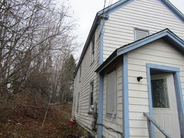 view of side of property
