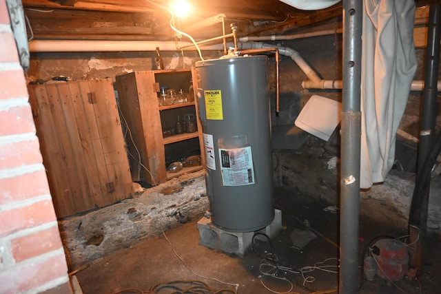 12 Preble St, Bingham, ME 04920 - utilities featuring water heater