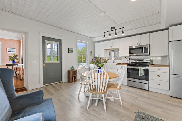 1142 Main St, Sumner, ME 04292 - photo 15
