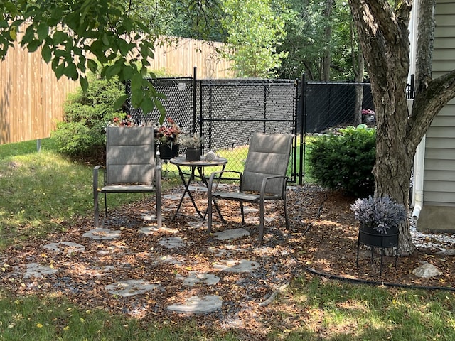 17 Fieldstone Dr, Bangor, ME 04401 - view of yard