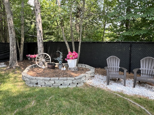 17 Fieldstone Dr, Bangor, ME 04401 - view of yard