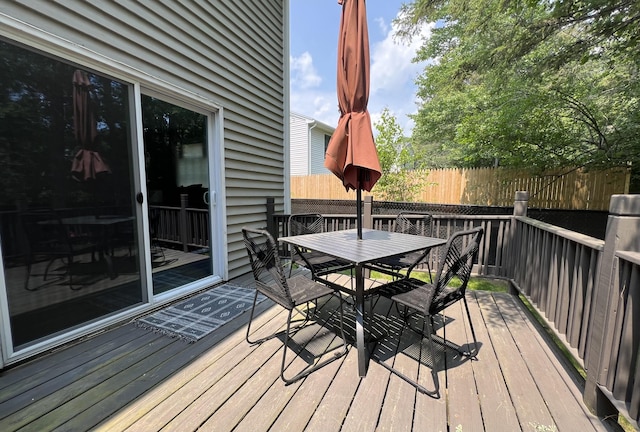 17 Fieldstone Dr, Bangor, ME 04401 - deck with outdoor dining area