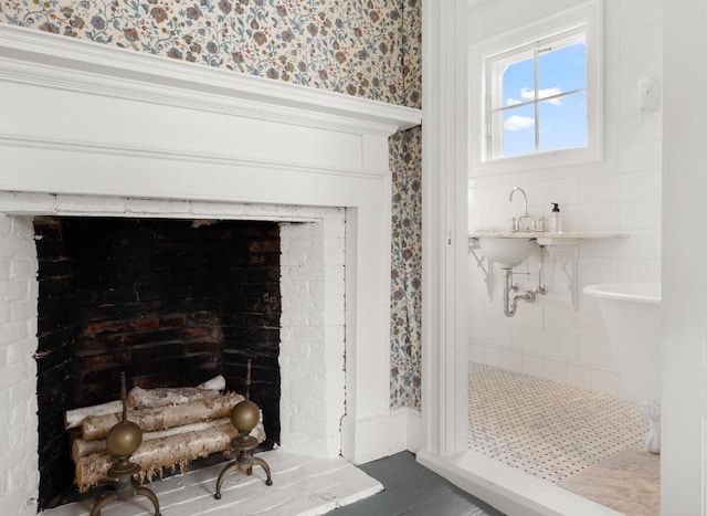 197A Perkins St, Castine, ME 04421 - detailed view of wallpapered walls