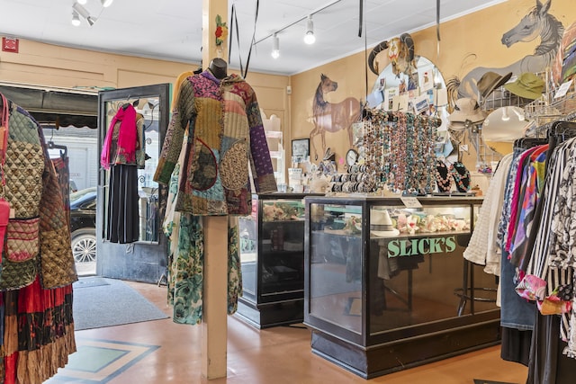 27 Townsend Ave, Boothbay Harbor, ME 04538 - interior space