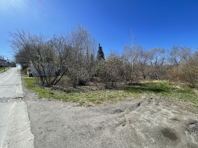 19 S Brewer Dr, Brewer, ME 04412
