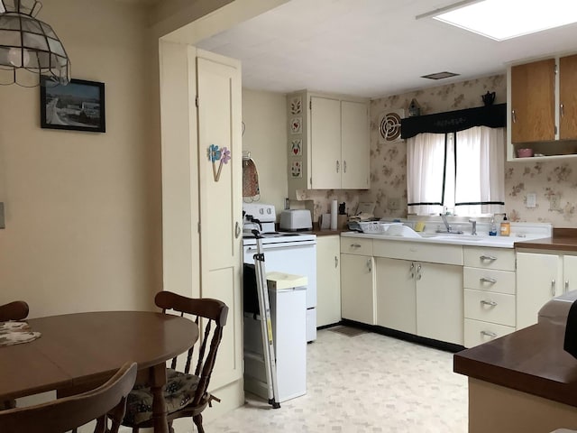 25 Brunswick Ave, Fort Fairfield, ME 04742 - photo 6