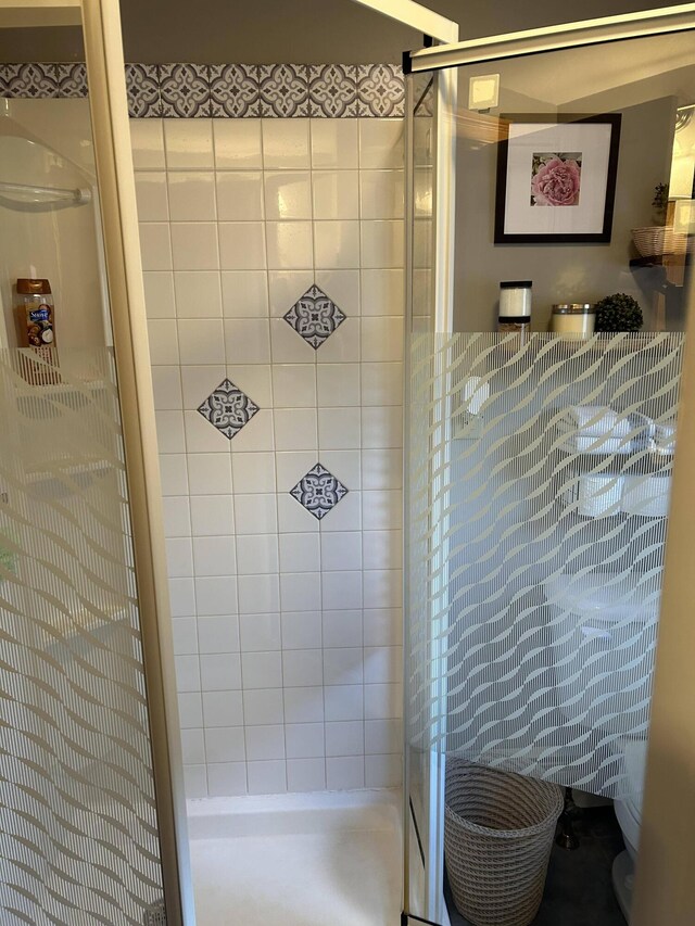 208 N Caribou Rd, Presque Isle, ME 04769 - bathroom featuring a stall shower