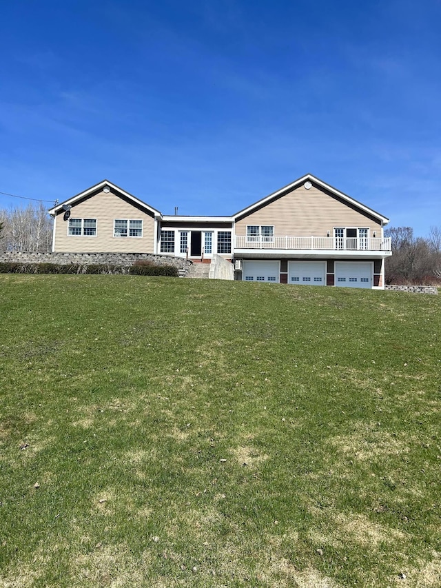 208 N Caribou Rd, Presque Isle, ME 04769 - view of front of property featuring a garage and a front lawn