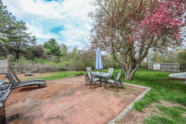 view of patio / terrace featuring outdoor dining space