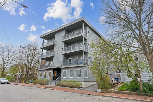 130 Morning St Unit 3A, Portland, ME 04101 - view of apartment building / complex