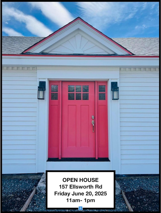 157 Ellsworth Rd, Blue Hill, ME 04614 - entrance to property featuring a shingled roof
