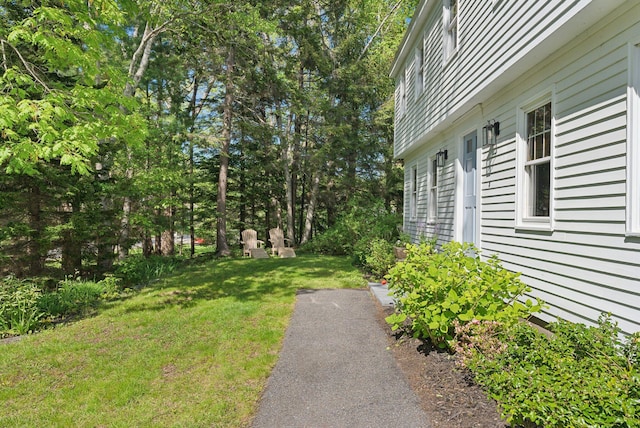 26 Hunts Point Rd, Cape Elizabeth, ME 04107 - view of green lawn