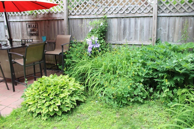 13 Halde St, Waterville, ME 04901 - view of yard