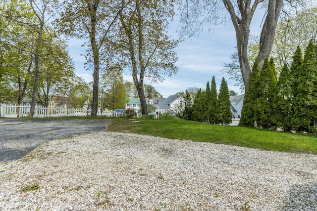 31 Church St, Yarmouth, ME 04096 - view of dirt / gravel road