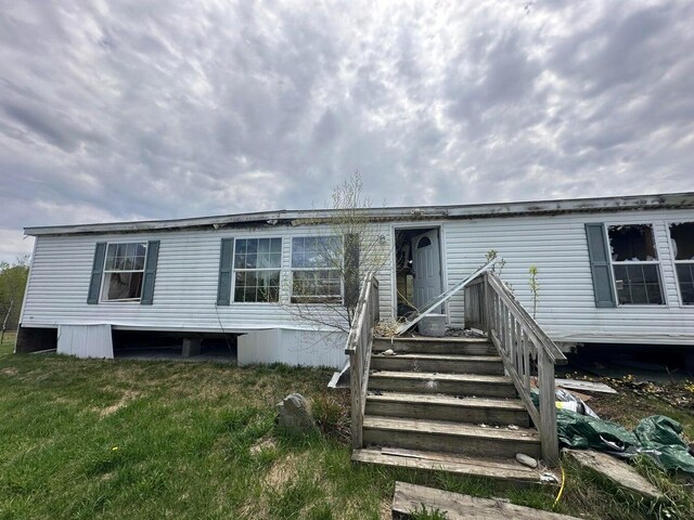 153 Spaulding Lake Rd, Oakfield, ME 04763 - manufactured / mobile home with a front yard