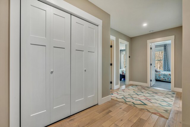 27 Oak Ridge Ter, Arundel, ME 04046 - hallway featuring light wood-type flooring, baseboards, and recessed lighting