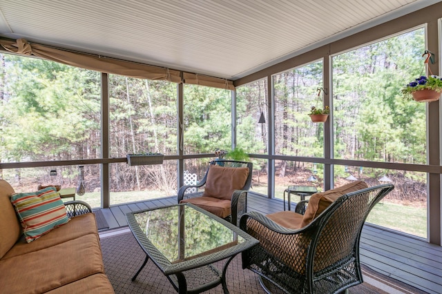43 Sylvan Way Unit 10, Wells, ME 04090 - sunroom featuring an outdoor hangout area