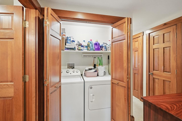 39 Turtle Run Rd Unit 8, Winthrop, ME 04364 - washroom with carpet flooring, separate washer and dryer, and laundry area