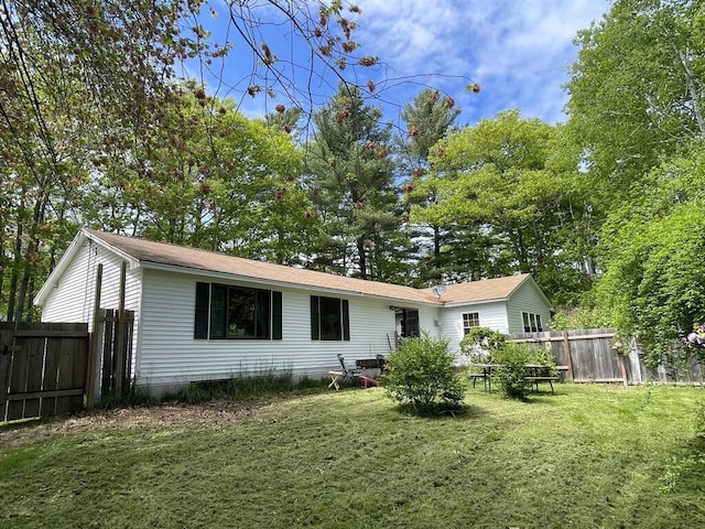 45 Seaview Ter, Belfast, ME 04915 - back of house