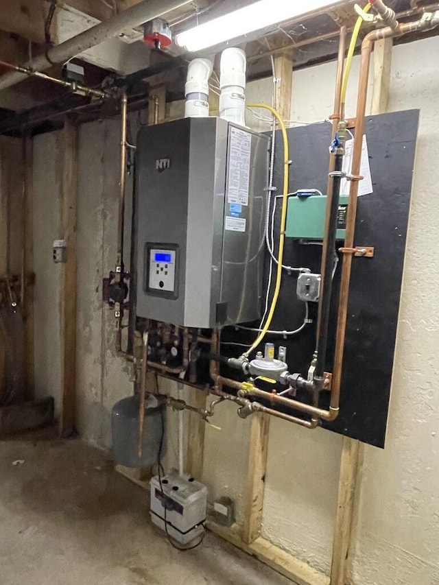 45 Seaview Ter, Belfast, ME 04915 - utilities featuring water heater