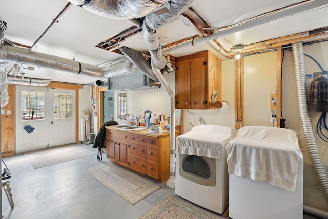 33 Smith Rd, Hallowell, ME 04347 - below grade area featuring washer / dryer and a sink
