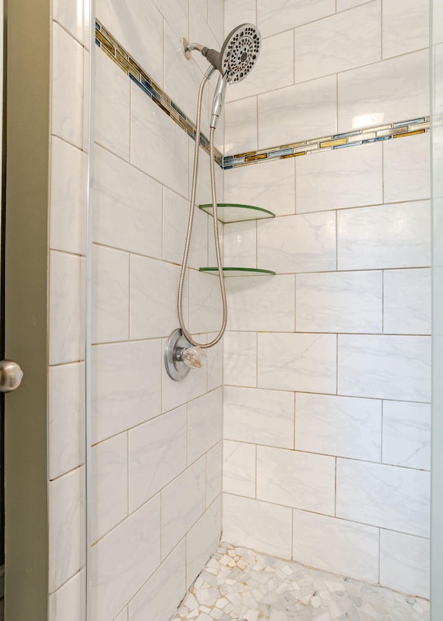 135 Portland Ave Unit 803, Old Orchard Beach, ME 04064 - bathroom with tiled shower